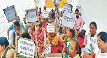 नगर निगम कर्मियों के आश्रितों का अनशन समाप्त, प्रशासन ने दिया पेंशन का आश्वासन